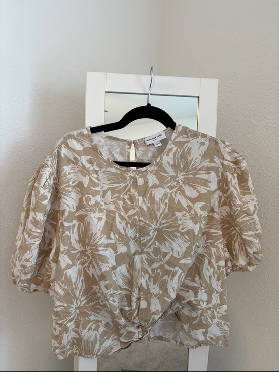 Marc New York Tops - Marc New York Beige and White Floral Puff-Sleeve Knot Blouse